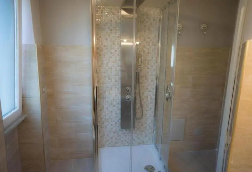 سوییت, B&b Donna Ada