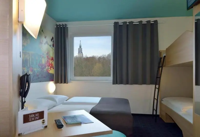 اتاق خانوادگی, B&b Hotel Potsdam