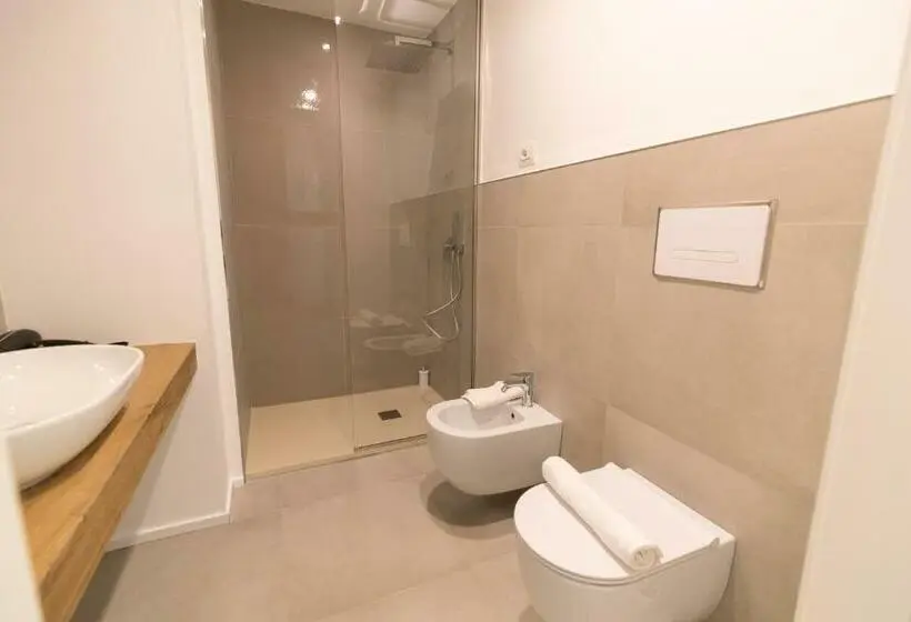 サイドシービューファミリールーム, Antares Rooms And Suites