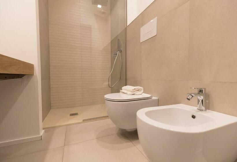 Quarto Familiar Vista Mar Lateral, Antares Rooms And Suites