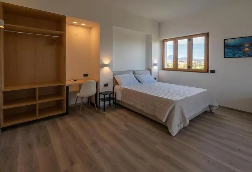 オーシャンビュースイート, Antares Rooms And Suites