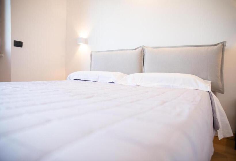 带海景的标准房, Antares Rooms And Suites