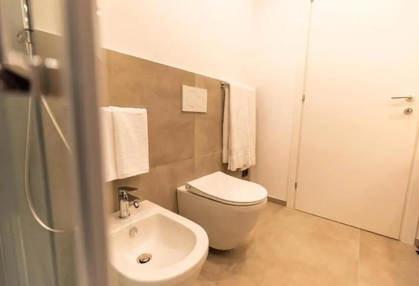 スーペリアールーム, Antares Rooms And Suites