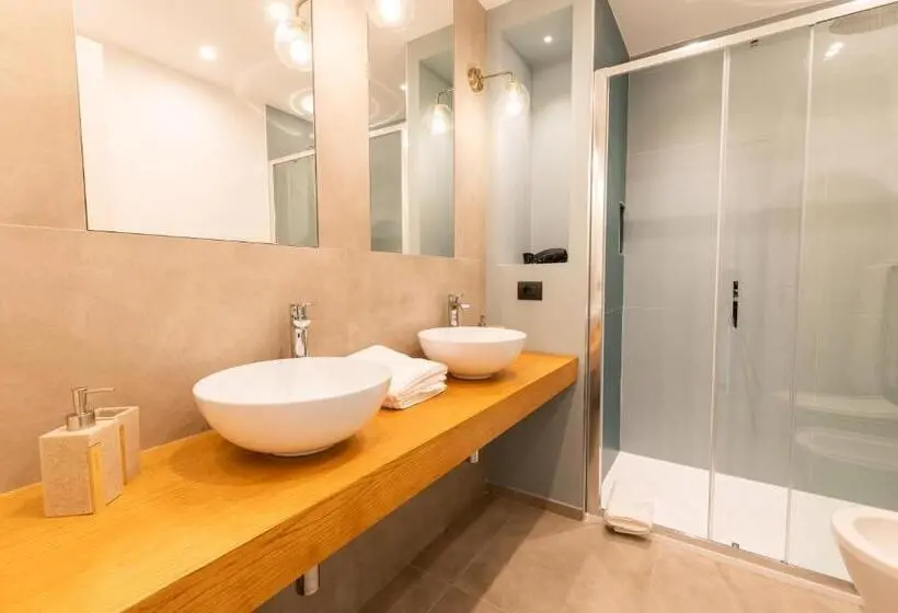 スーペリアールーム, Antares Rooms And Suites