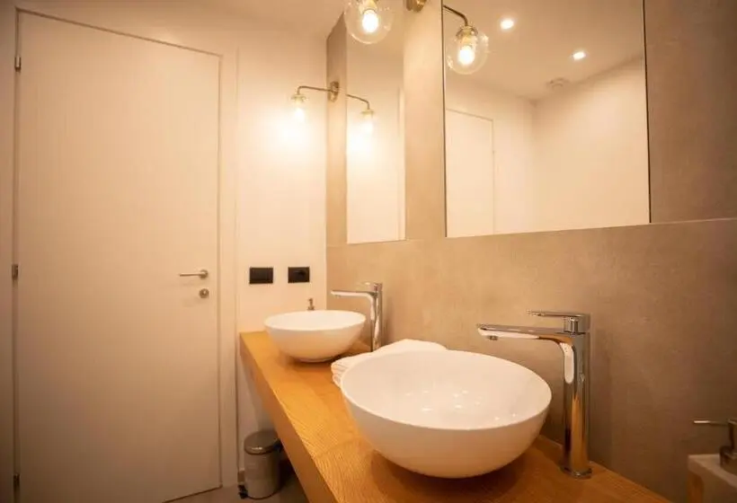 スーペリアールーム, Antares Rooms And Suites