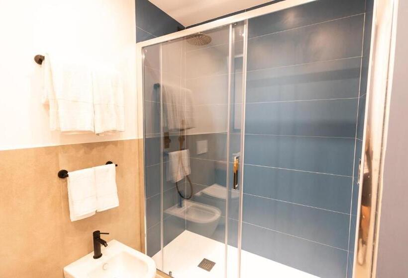 标准间带露台, Antares Rooms And Suites