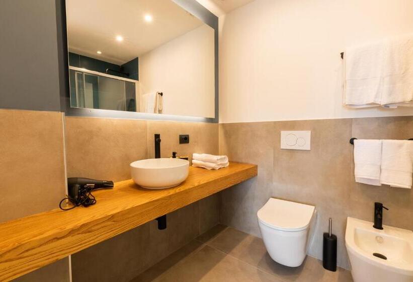 标准间带露台, Antares Rooms And Suites