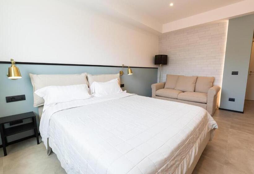 高级大房间, Antares Rooms And Suites