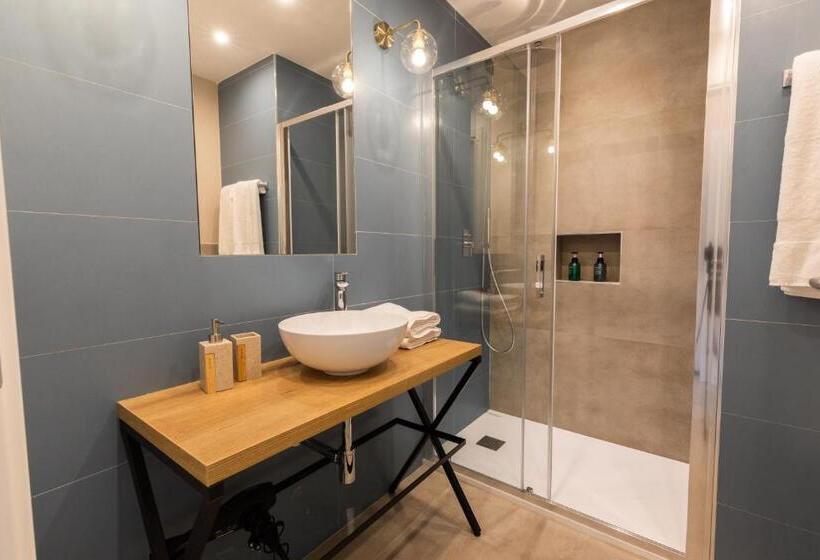 高级大房间, Antares Rooms And Suites