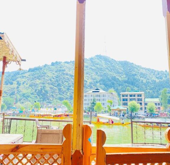 单人经济间, House Boat New Pala Palace