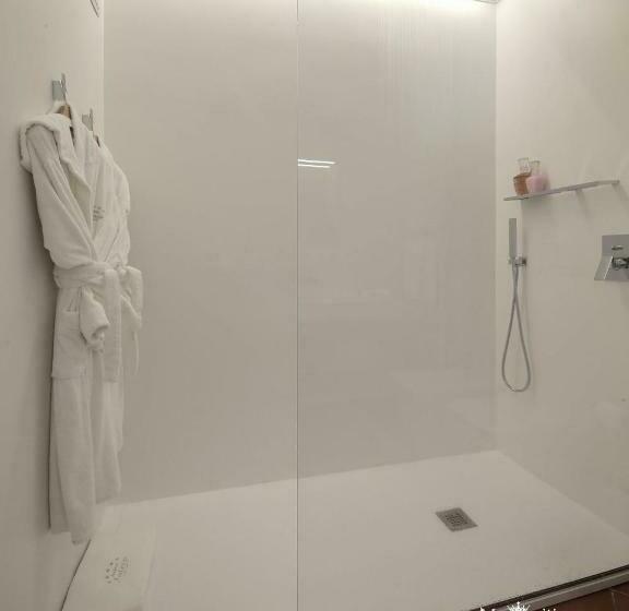 سوییت با چشم‌انداز باغ, Residenza Ambrogi