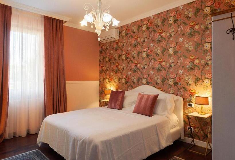 اتاق استاندارد با چشم‌انداز باغ, Residenza Ambrogi