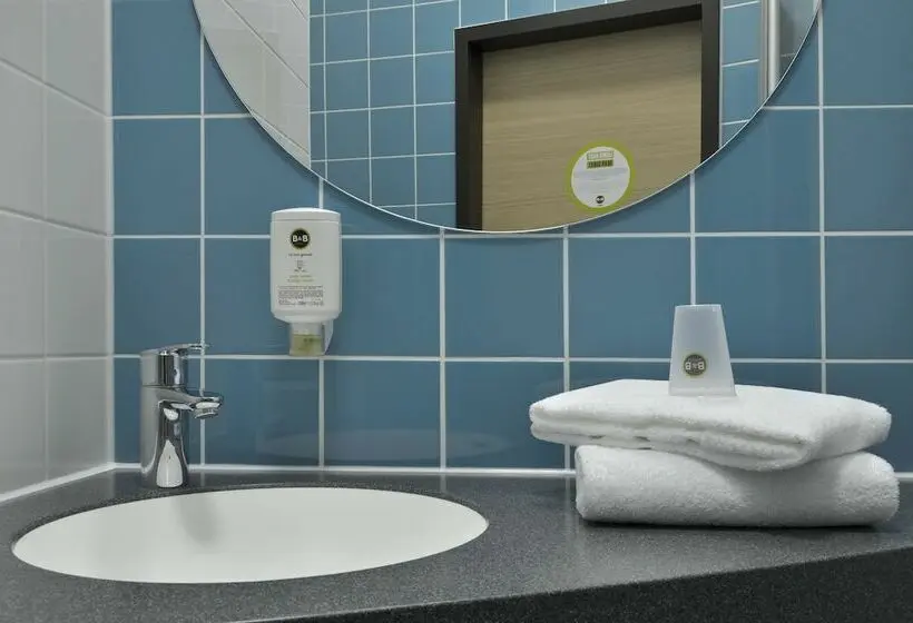 اتاق استاندارد سه نفره, B&b Hotel Potsdam