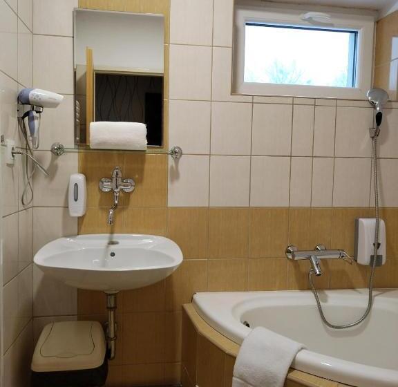 Háromágyas Standard Szoba, Boršičanka