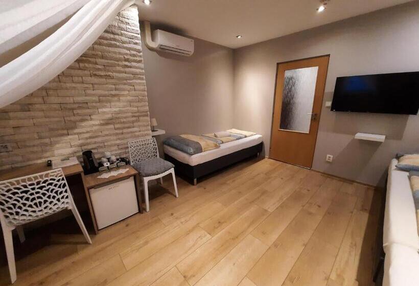 Háromágyas Standard Szoba, Boršičanka