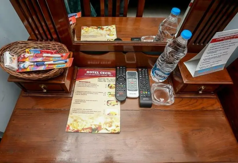 Habitación Economy, Cecil