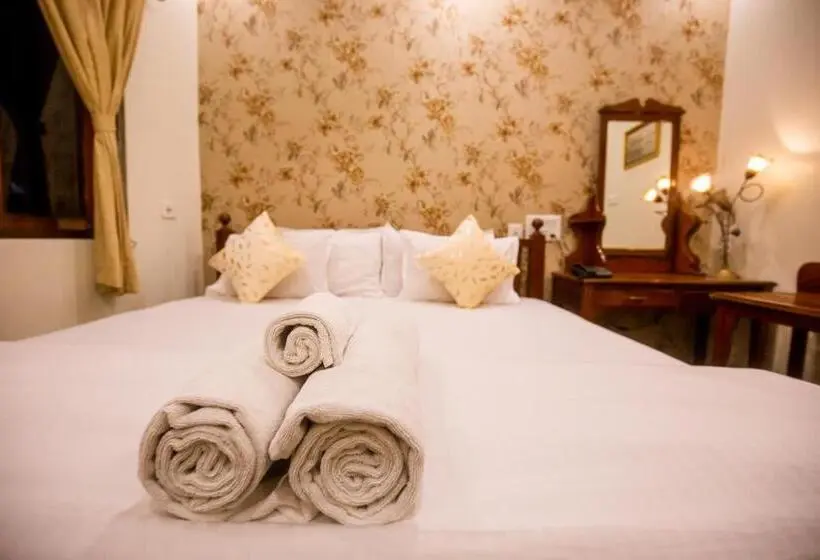 Habitación Deluxe, Cecil