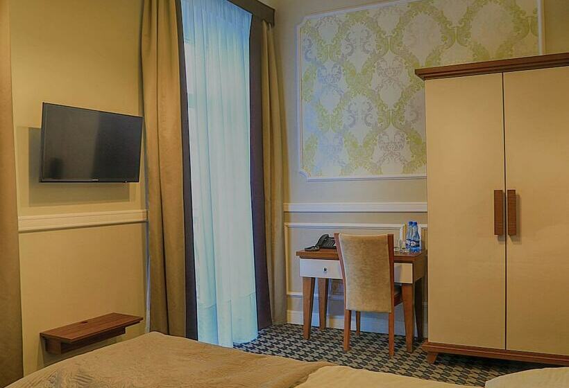 اتاق استاندارد, Kamienica