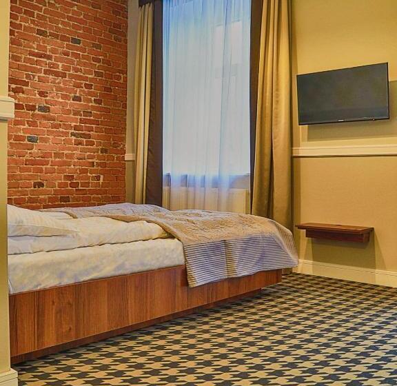 اتاق استاندارد, Kamienica