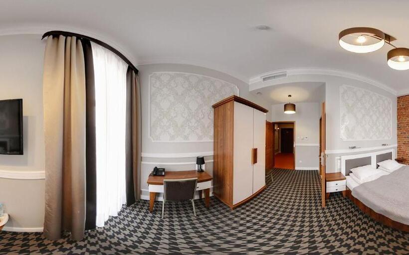 اتاق استاندارد, Kamienica