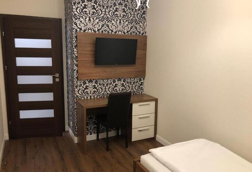 آپارتمان 3 خوابه, Kamienica