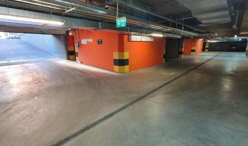 آپارتمان 1 خوابه, Kamienica