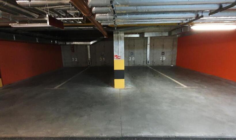 آپارتمان سوپریور 1 خوابه, Kamienica