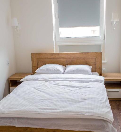 آپارتمان سوپریور 1 خوابه, Kamienica