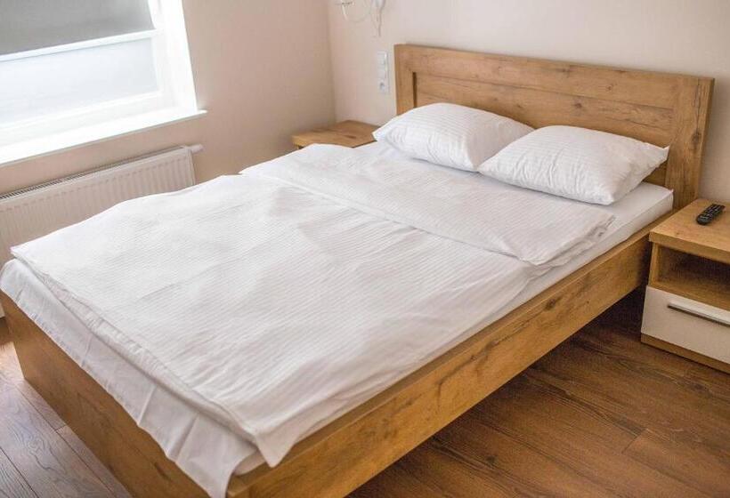 آپارتمان سوپریور 1 خوابه, Kamienica