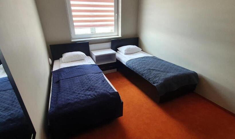 آپارتمان 2 خوابه, Kamienica