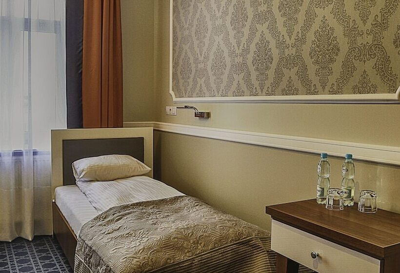 اتاق استاندارد, Kamienica