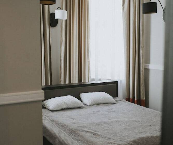 آپارتمان 1 خوابه, Kamienica