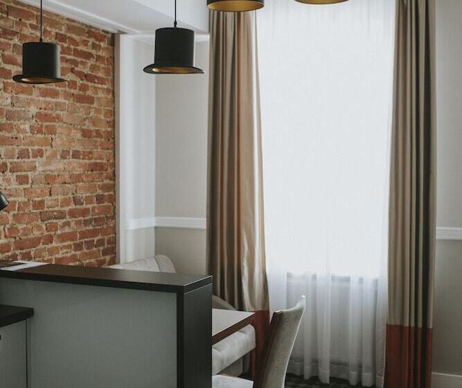 آپارتمان 1 خوابه, Kamienica