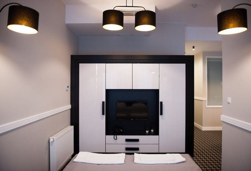 آپارتمان 1 خوابه, Kamienica