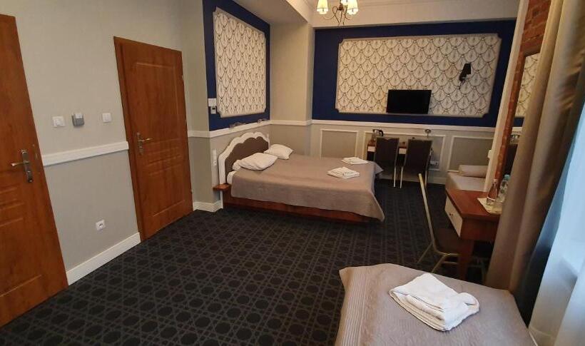 اتاق لوکس, Kamienica