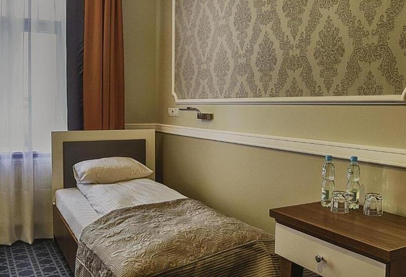 اتاق استاندارد, Kamienica