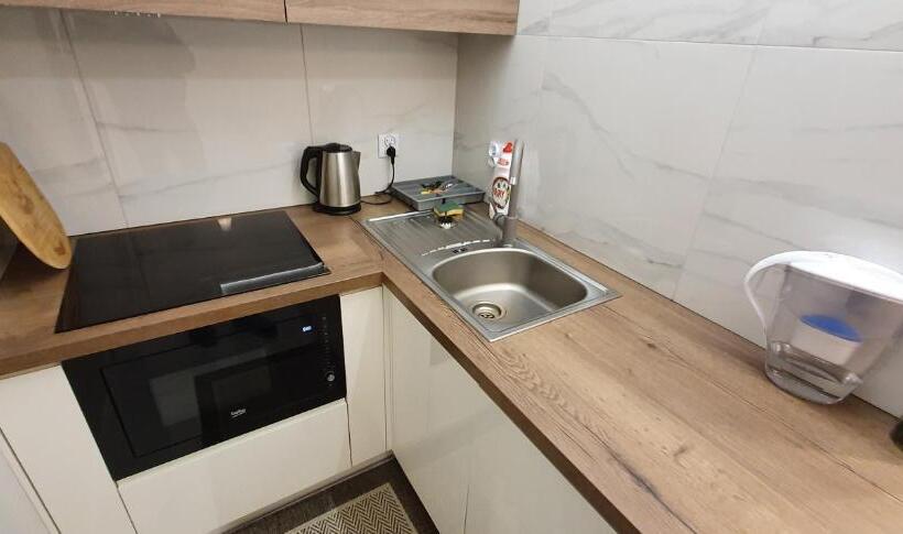 آپارتمان 3 خوابه, Kamienica