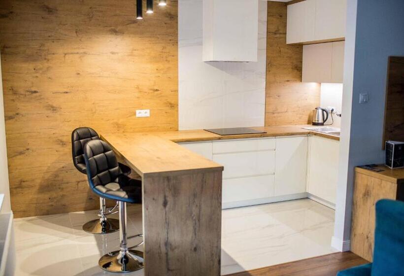 آپارتمان 1 خوابه, Kamienica