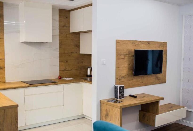 آپارتمان 1 خوابه, Kamienica