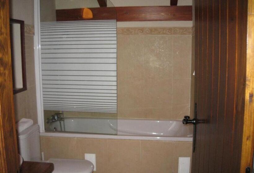 جناح, La Pradera De Marta