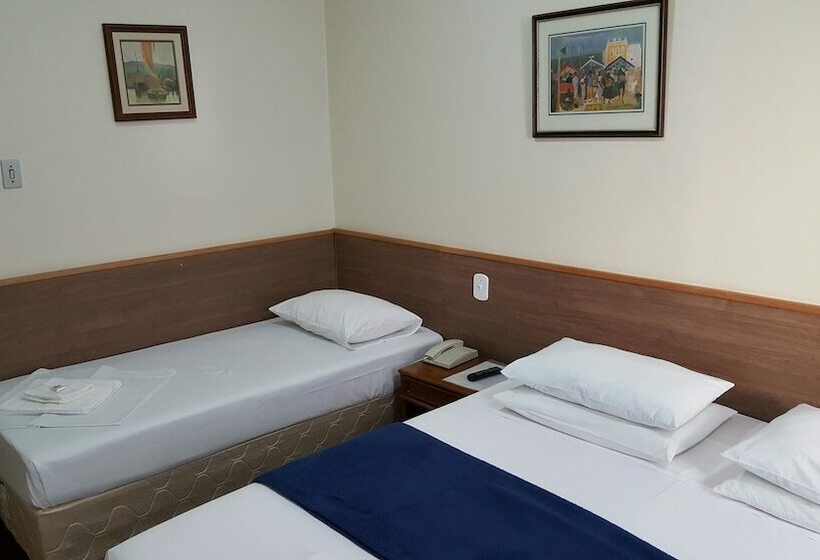 اتاق استاندارد سه نفره, Orleans