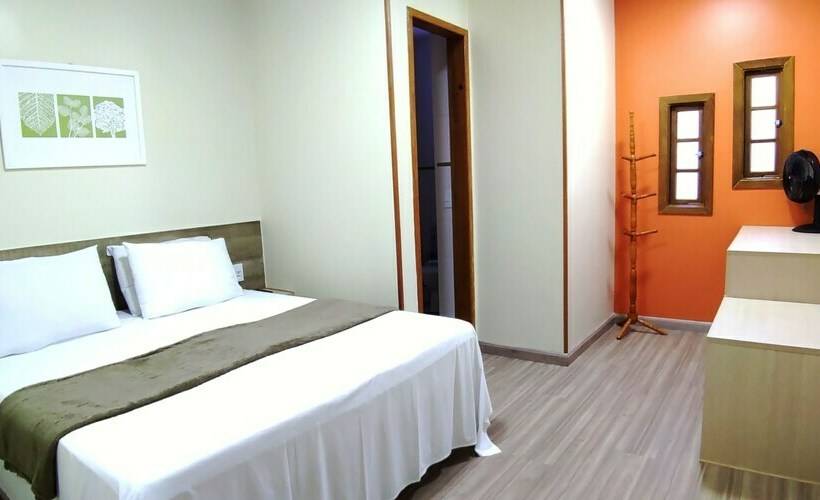 اتاق استاندارد سه نفره, Orleans