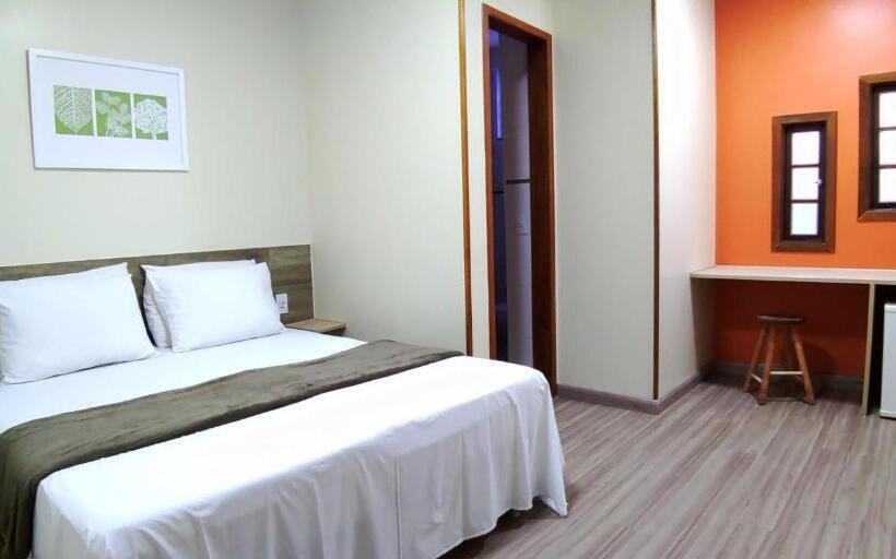 اتاق استاندارد سه نفره, Orleans