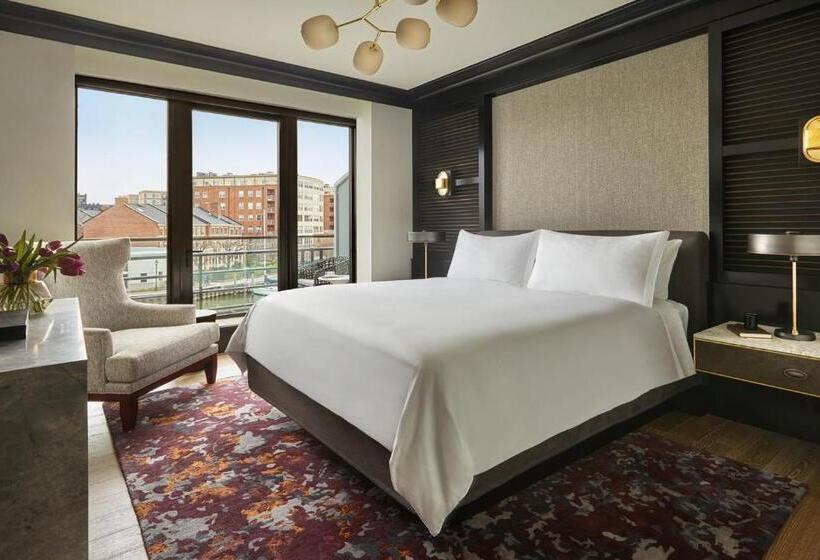 חדר סטנדרט עם מיטת קינג, Sagamore Pendry Baltimore