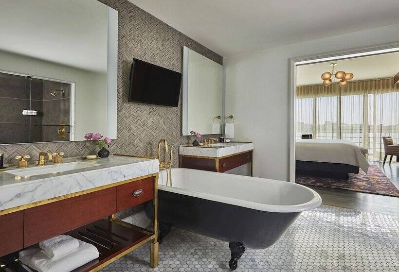 סוויטה, Sagamore Pendry Baltimore