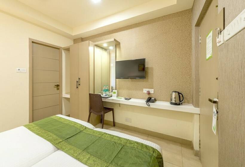 Номер Стандарт, Treebo Nestlay Airport Alandur