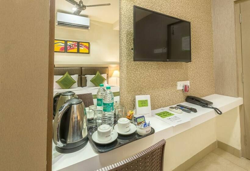 Номер Стандарт, Treebo Nestlay Airport Alandur