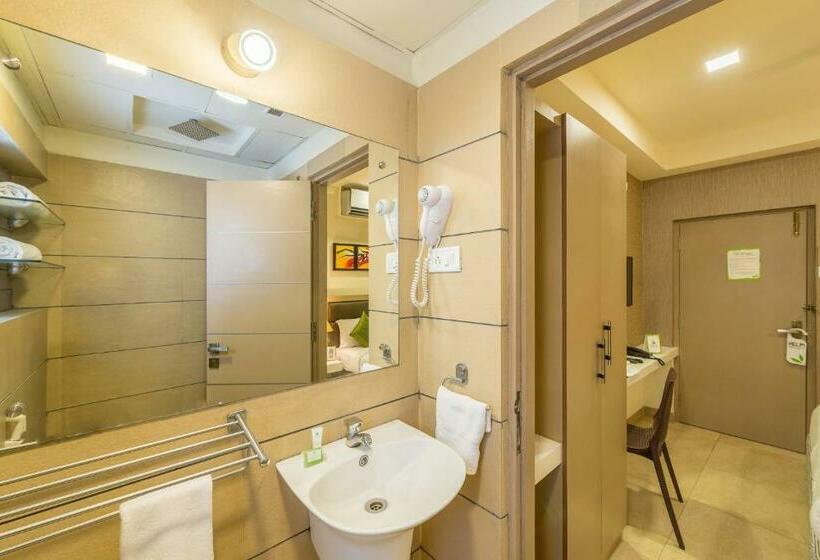 Номер Стандарт, Treebo Nestlay Airport Alandur