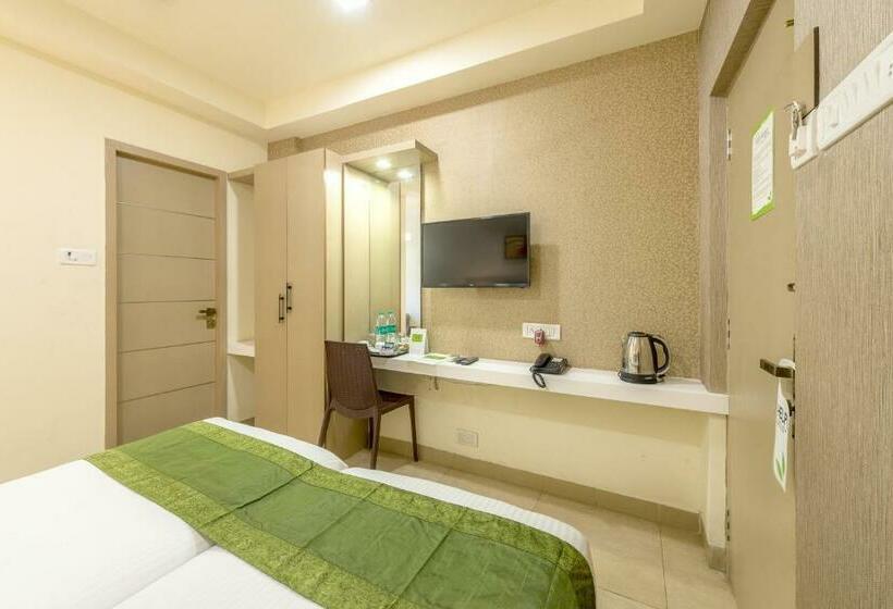 Номер Стандарт, Treebo Nestlay Airport Alandur
