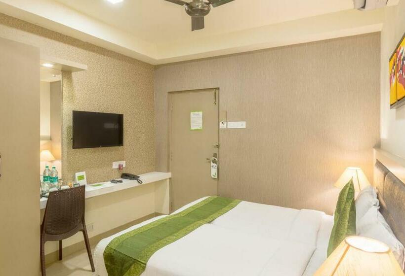 Номер Стандарт, Treebo Nestlay Airport Alandur